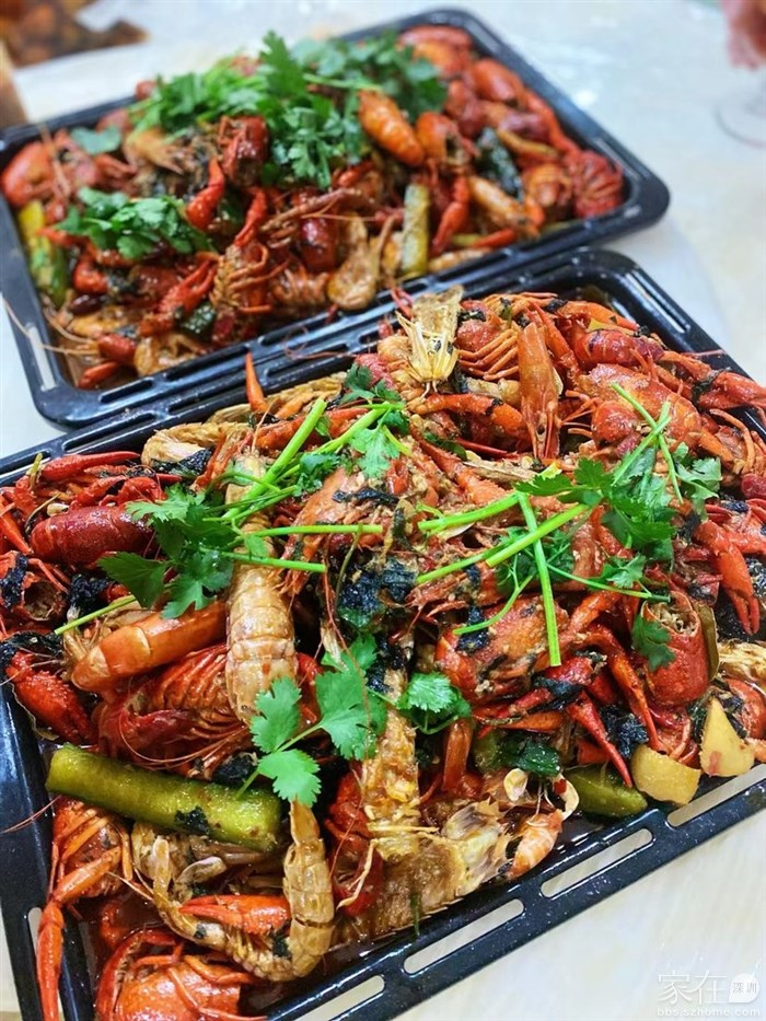 一般还会放螃蟹和娃爱吃的虾，这个起步20斤