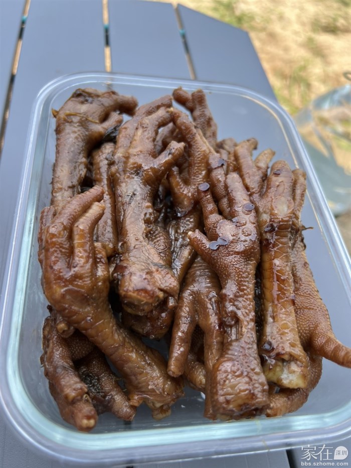 用豉油鸡的鸡做了一盒鸡爪 秒杀所有口味