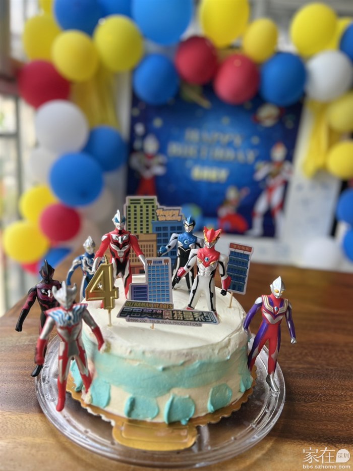 2场生日宴当然要换不一样的造型