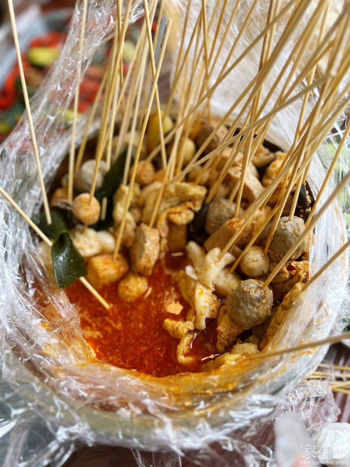 熬的鸡汤做汤底做的串串