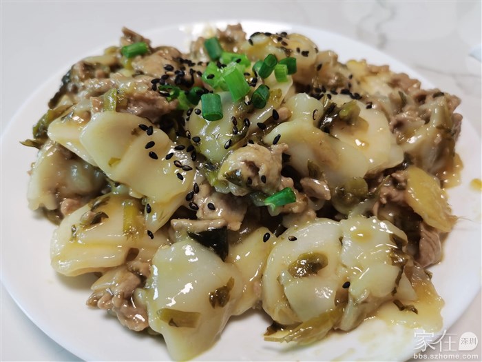 雪菜肉丝炒年糕
