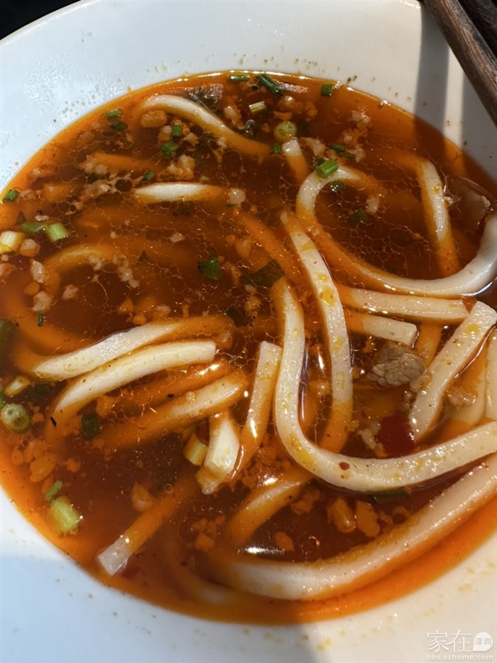 早餐饵丝，我吃不惯，有嚼劲那种口感