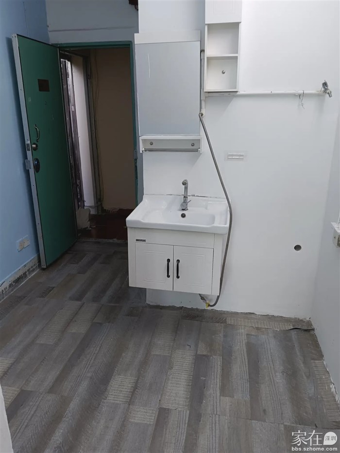 一房一厅，独立卫生间，2000元