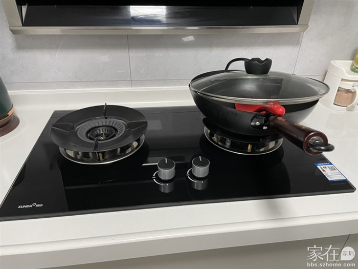 莱其俪厨电组合-迅达燃气灶