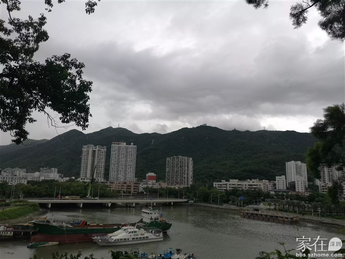 有船有桥有楼有山。。。