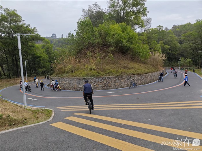 红花湖是骑行的好地方