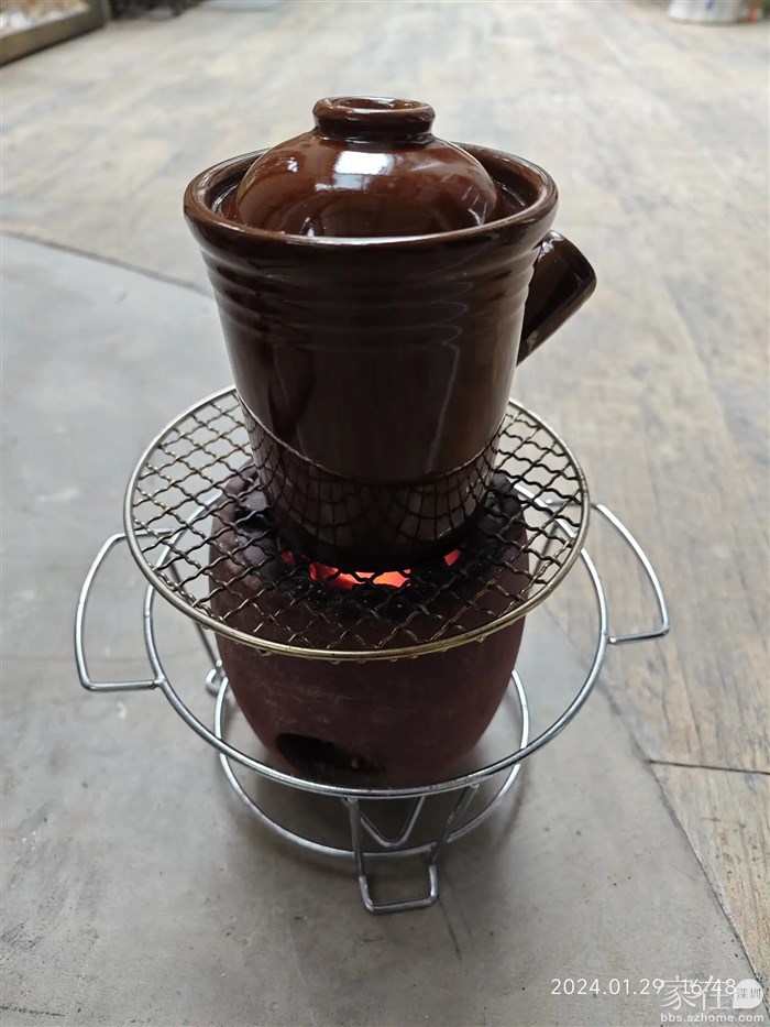 回到家领导又在煲汤了