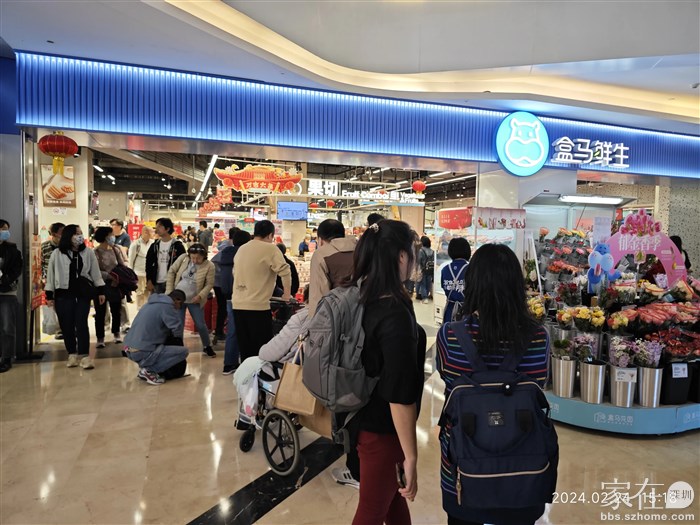 这就是传说中的港人周末入深购物大军吗？