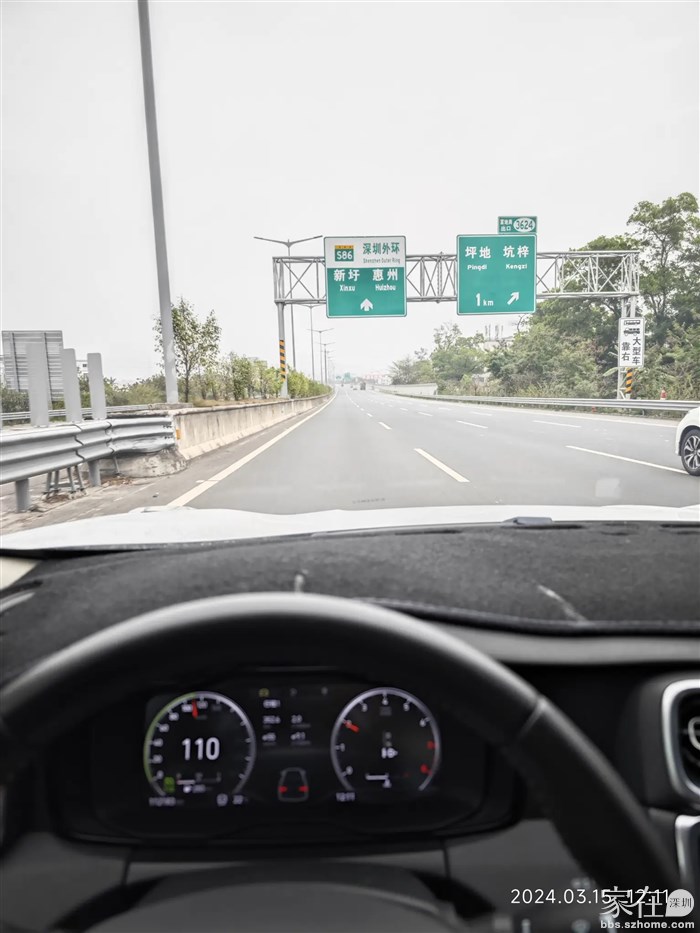 在建的路段一过立马顺畅起来