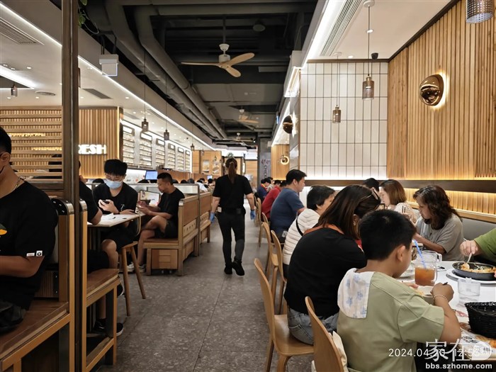 饭点永远都是满座