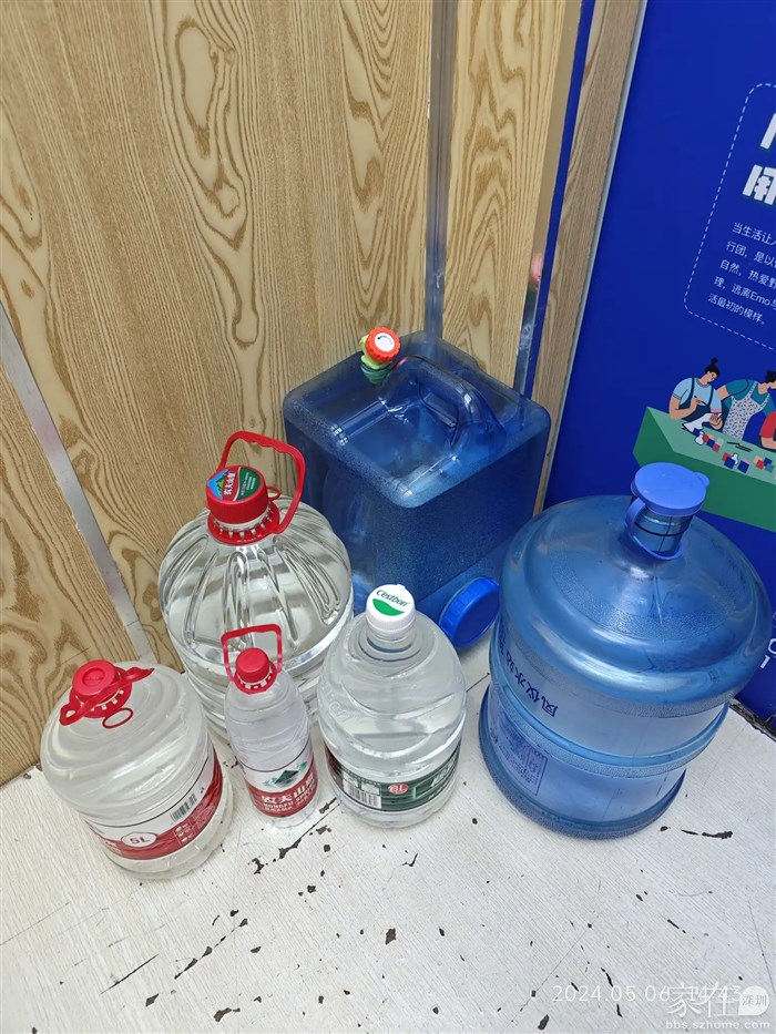 一次打这么多的水加上桶装水共66升够用半个月了