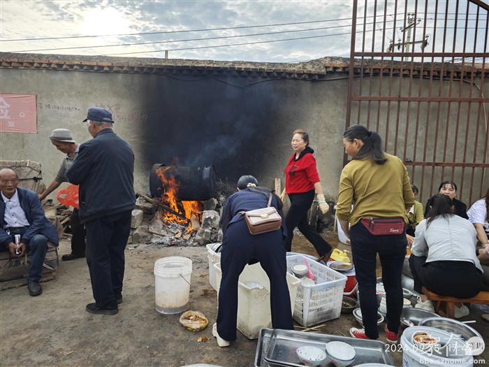 这是烧水洗碗的