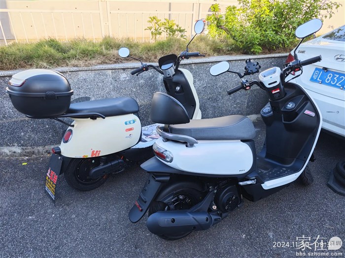 旁边停着的这个小电鸡，感觉比我的车还大。