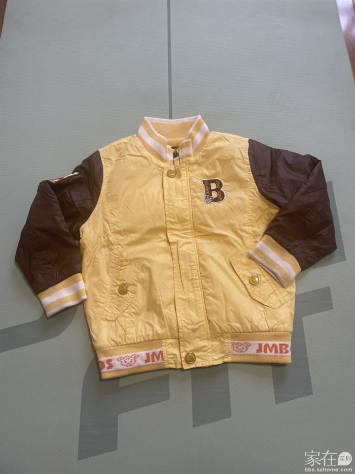 杰米熊外套110码40元