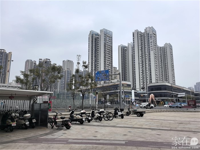 周边环境和商业