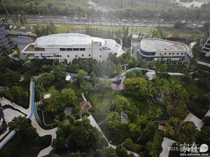 无缘无故突然就来那么一场雨