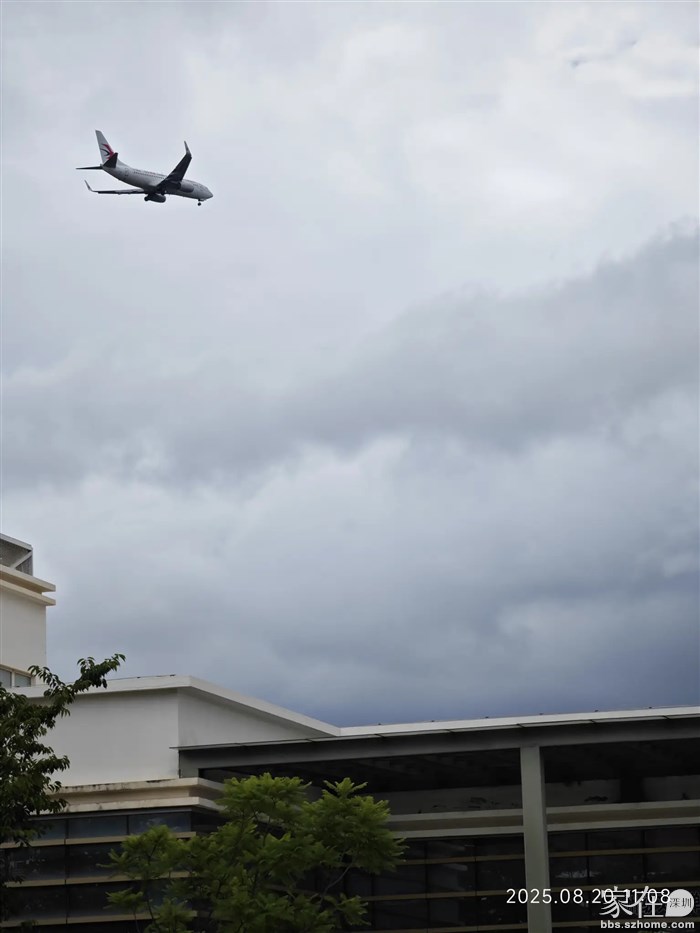 市车管所离机场不远