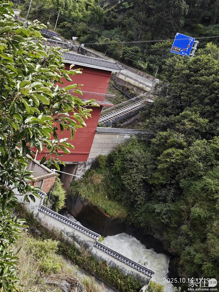 洱海的水就是从这里流出，最终汇入澜沧江。