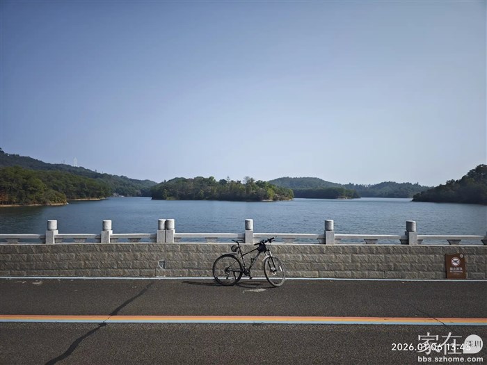 红花湖大坝