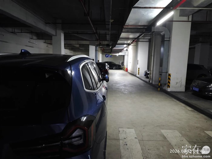 车库道道停满车
