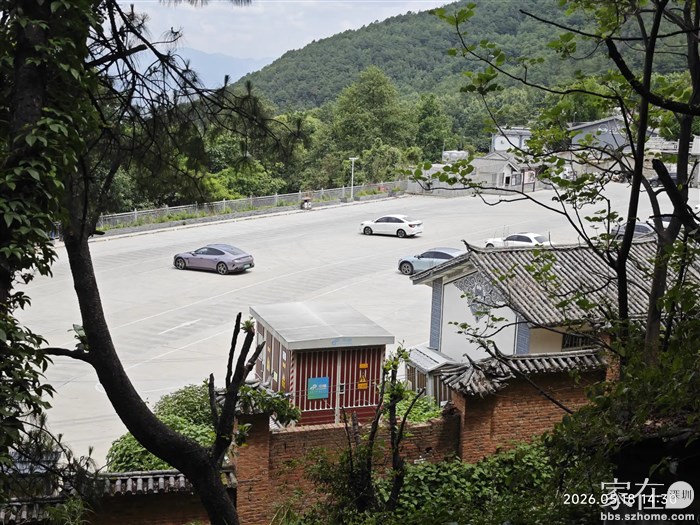 感通索道停车场