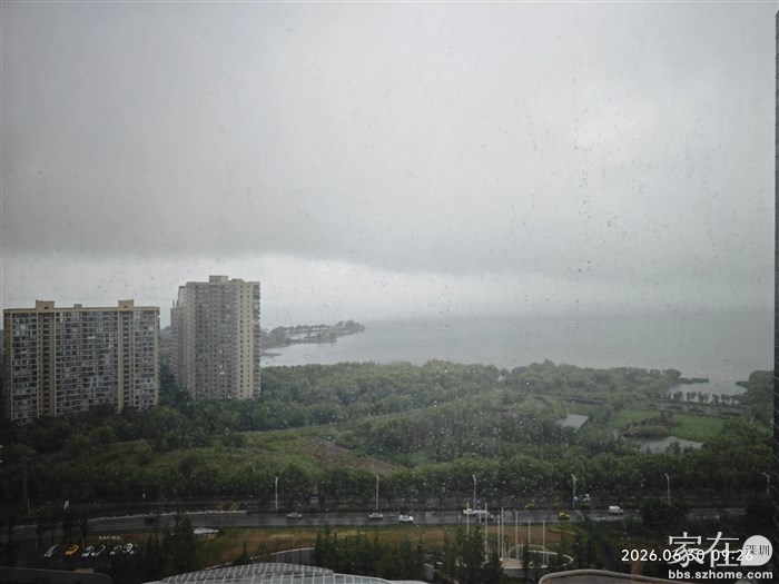 整个6月到今天才下了个透雨