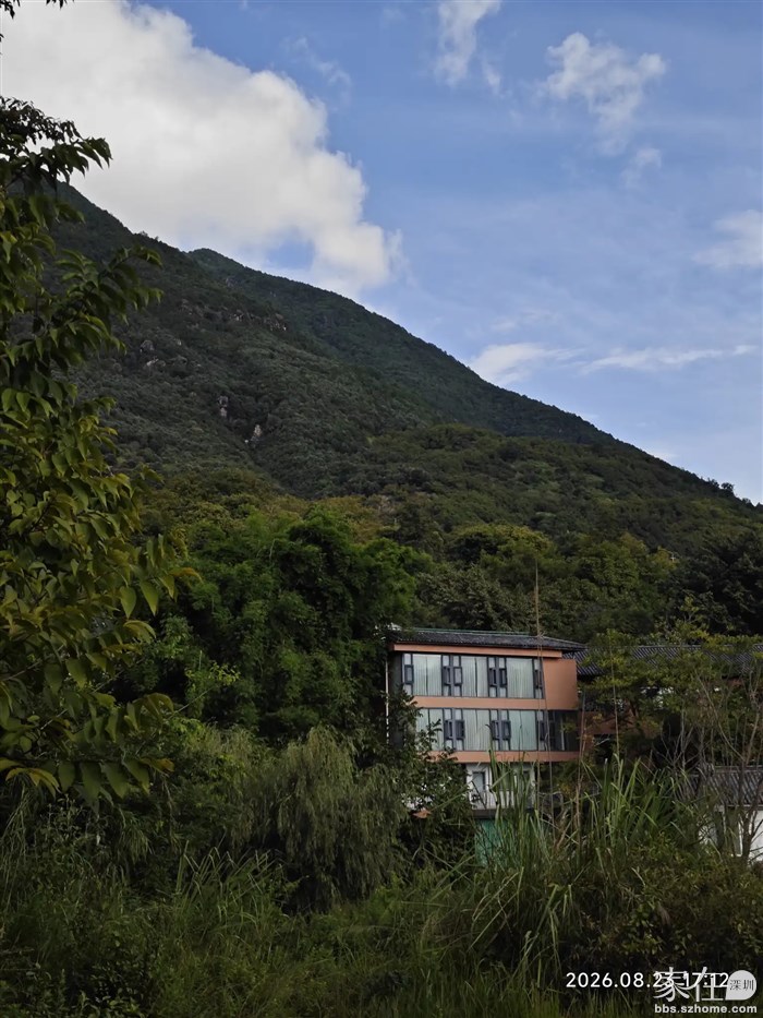 住的这里好看不中用