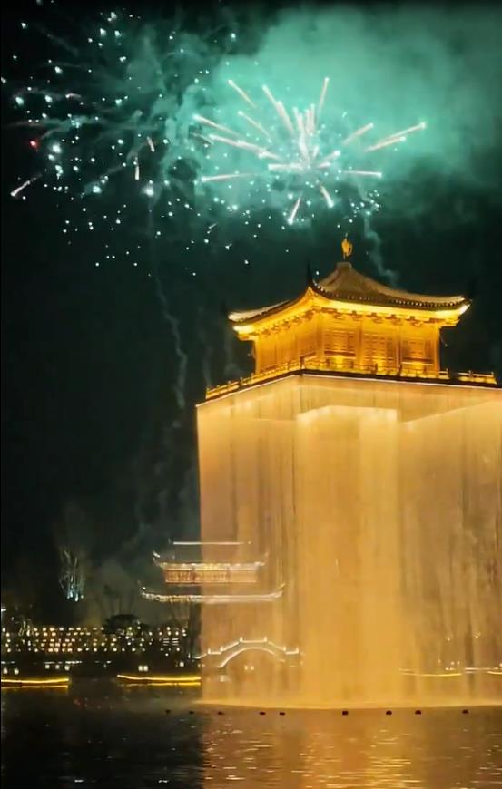 姿源 不知天上宫阙，今夕是何年 。 - 家在深圳